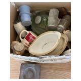 Box of antique kitchen uranium glass juicer