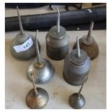 Various assortment oil cans