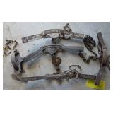 Assortment large of traps