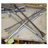 Star lug nut wrenches