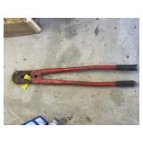 Large bolt cutters