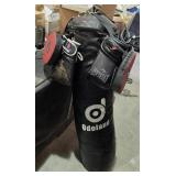 Doland leather punching bag 2 prs gloves