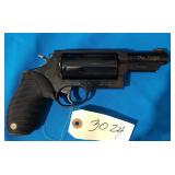 Taurus judge in 45 Long Colt / 410 shotgun serial