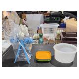 New Tupperware Salt & Pepper & Mini Serving Set
