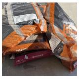 4 lots 1 bag of trigger pellets 4x$ 3 hickory