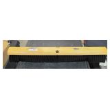 24" Concrete Floor Broomhead
