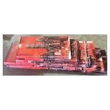 8 piece red skyline canvas