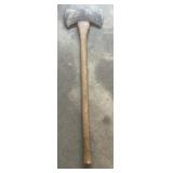 36ï¿½ Axe
