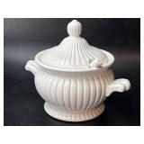 Ivory Ribbed ceramic serving bowl with lid