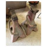 Set of 2 Ton Jacks
