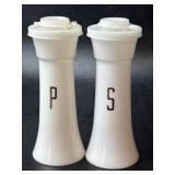 Tupperware S & P Shakers