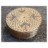 Vintage Round Raffia Lidded Woven Basket with Lid
