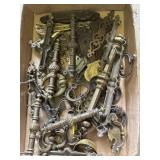 Assorted Drawer/Cabinet Pulls