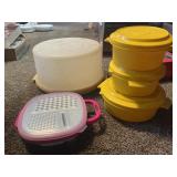 Tray Lot Of Assorted Vintage Superseal Plastic