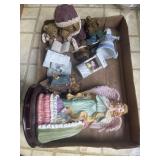 Tray Lot Of Assorted Decor