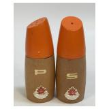 Vintage Salt and Pepper Set As Pictured Canada -