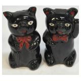 Vintage Salt and Pepper Set Japan Pigs