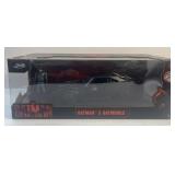 Die Cast Batman & Batmobile 1:24 Scale as