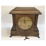 Seth Thomas Mantel Clock Complete with Key and