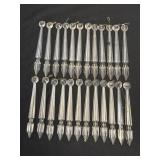 Lot 24 VINTAGE ACRYLIC PLASTIC DROP PENDANT