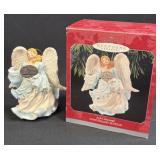 Hallmark Keepsake Ornament 1998 ï¿½Joyful Messenger