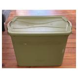 (F) Rubbermaid Tote as Pictured