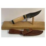 Damascus Style Fixed Blade Knife with Leather