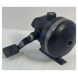 Vintage Johnson 115 Fishing Reel