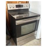 48" x 30" x 25" Samsung Glass Top Stove