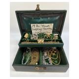 19 Pieces ï¿½Monetï¿½ Gold/Silver Jewelry and Vintage