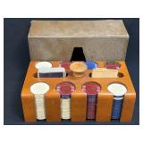 MID-CENTURY MODERN VINTAGE POKER CHIP CADDY WITH