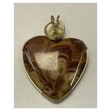 Dragon Veins Agate Pendant in Lovers Heart Design
