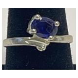 Size 8 Sterling Silver Ring as Pictured Weighing