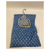 (B) Floral Laundry Line Clothes Pin Bag With