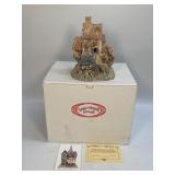 (C) David Winter Cottages ï¿½The House on Topï¿½ 1982