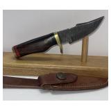 6ï¿½ Fixed Blade Damascus Style Knife With High