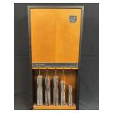 (B) Vintage Ekco Arrowhead Cutlery Knife Kitchen