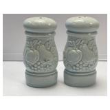 (B) Salt & Pepper Shaker Set as Pictured