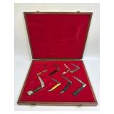 8 Assorted Knives In Wooden Storage Case  19.5ï¿½ X