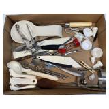 Assorted Kitchen Items As Pictured