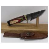6ï¿½ Fixed Blade Damascus Style Knife With High