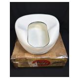 (C) Jones Relax White Enamel Bed Pan No. 500 Made