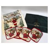 (A)Assorted Holiday Kitchen Towels and Pot Holders