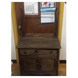 Early Wash Stand in Great Shape