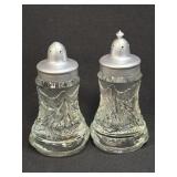 (K) Salt & Pepper Shaker Set Heavy Glass Clear