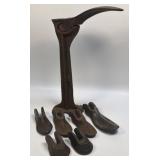 (H) Antique CAST IRON COBBLER