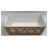 (H) Vintage Pyrex American Heritage 1.5 Qt
