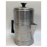 (K) VINTAGE COMET ALUMINUM COFFEE POT 7 CUPS