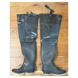 (H) Size 8 Stearns Men