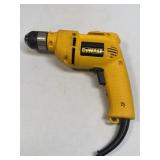 (H) DeWalt 3/8ï¿½ Corded Drill DW106R IOB Working